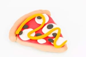 Spielzeugpizza (depositphotos.com)